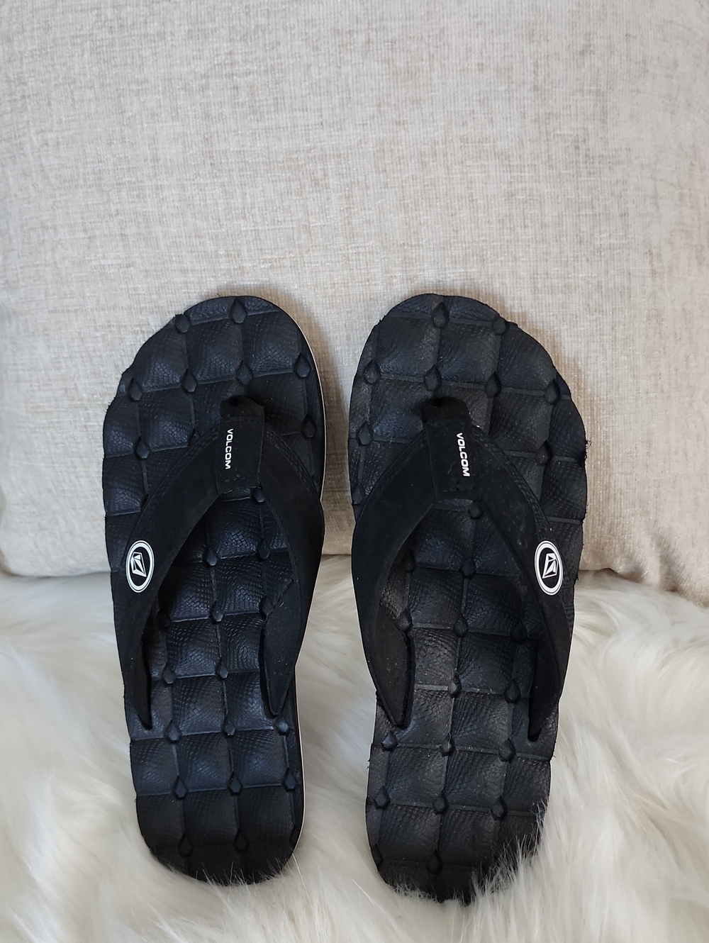 Volcom Kids Black Quilted Strap Flip Flops